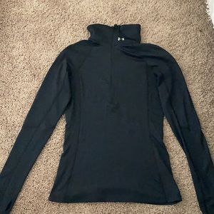 Fitted Under Armour Half Zip Top